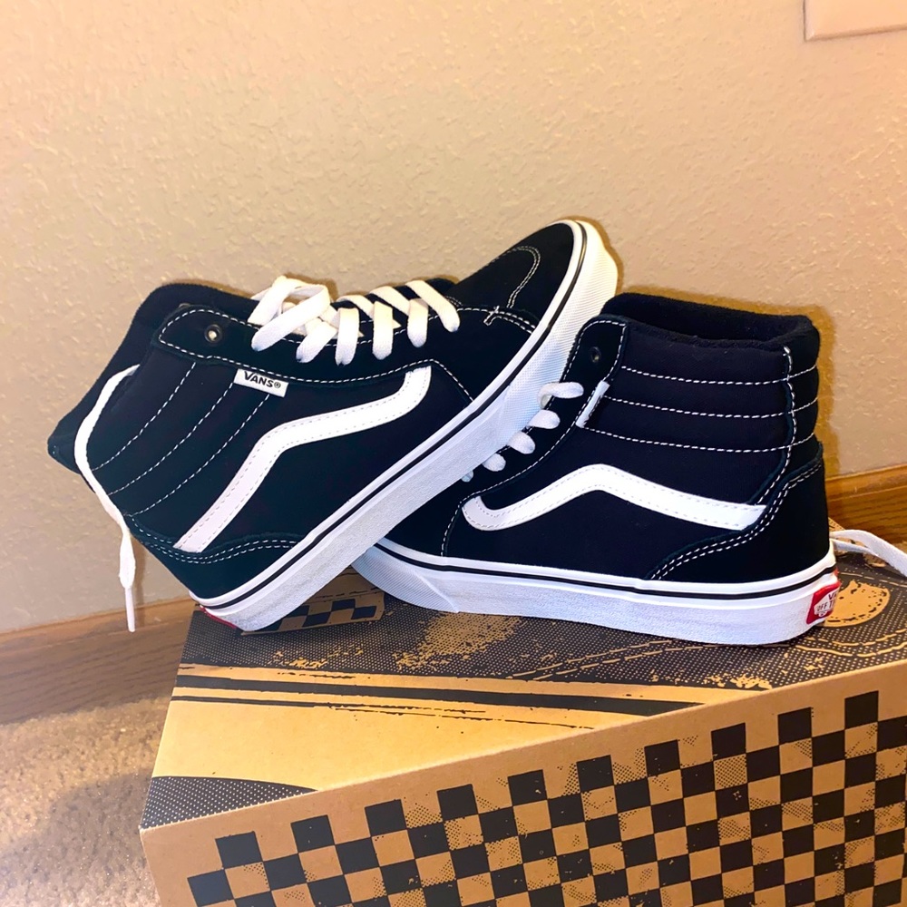 Vans Kids Sk8-Hi Shoes (Black/True White)